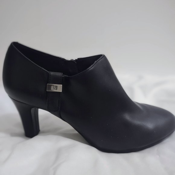 Anne Klein booties - Picture 1 of 4